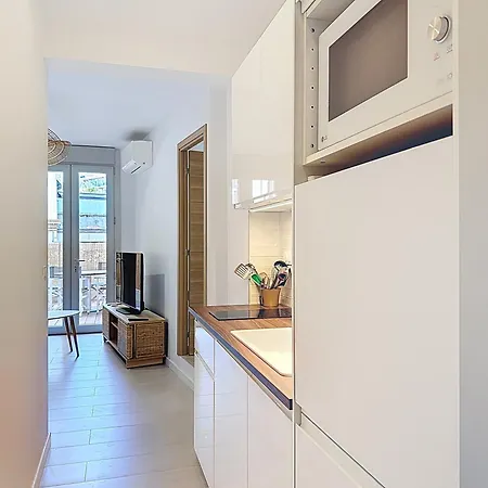 2p Neuf Avec Terrasse, Proche *