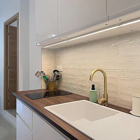 2p Neuf Avec Terrasse, Proche Nizza