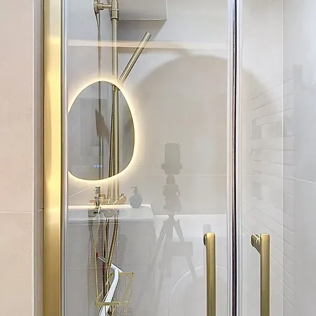 2p Neuf Avec Terrasse, Proche Apartman Nizza